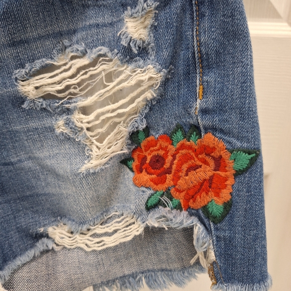 Flying Monkey Denim shorts - Picture 5 of 10